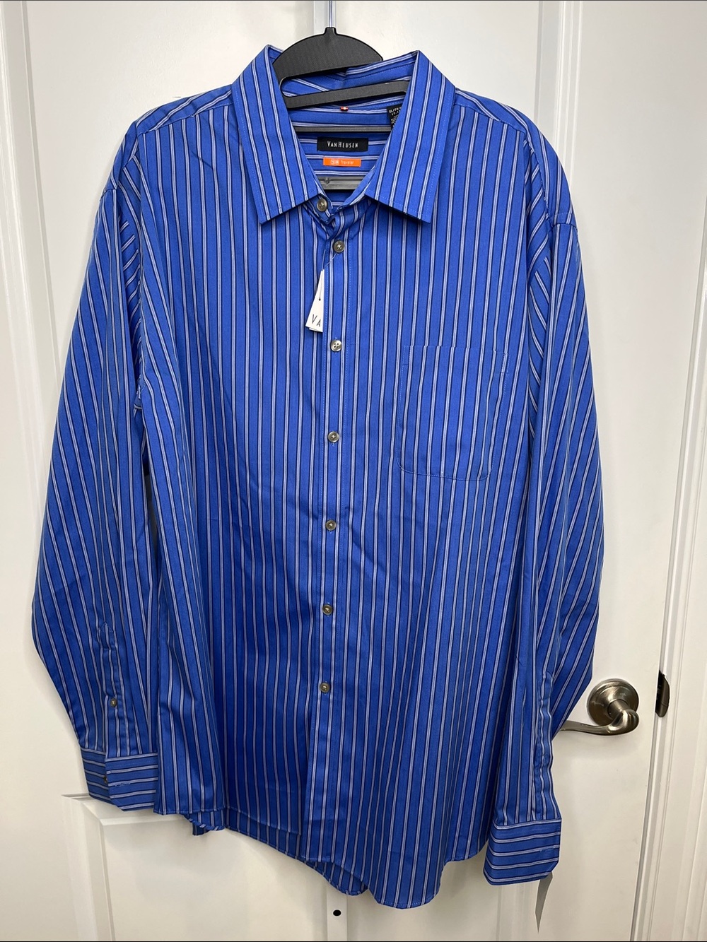 Van Heusen Men’s Royal Blue Multi-Stripe Button-Down Shirt 17-17.5 XL Nanotex